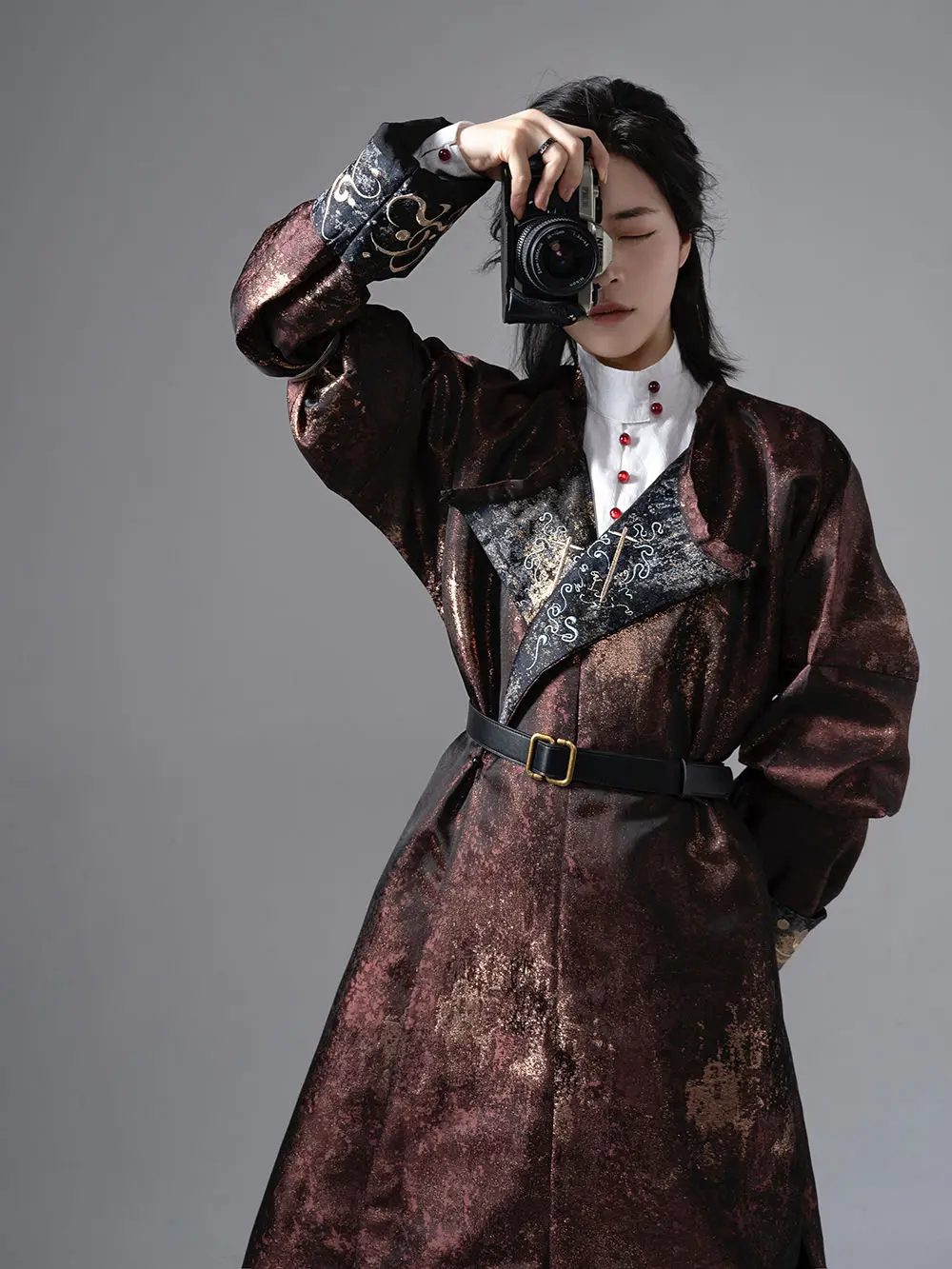 رداء من الحرير الصيني زي سلالة - مراجعة Robe Silk Women وسعره