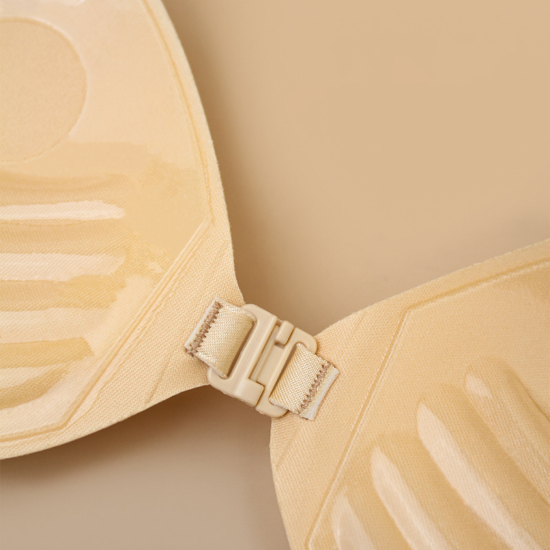 حمالة صدر غير مرئية بتصميم كف  - مراجعة Silicone Bra Adhesive وسعره